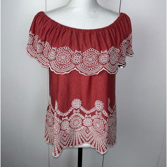 Fever Off the Shoulder Boho Embroidered Eyelet Ruffled Top Size S Heather Red - Picture 2 of 7